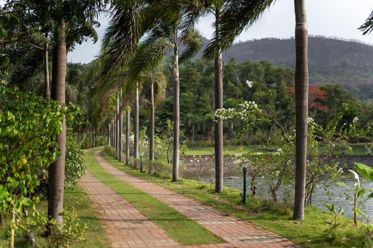Oleander Farms, Resort Karjat